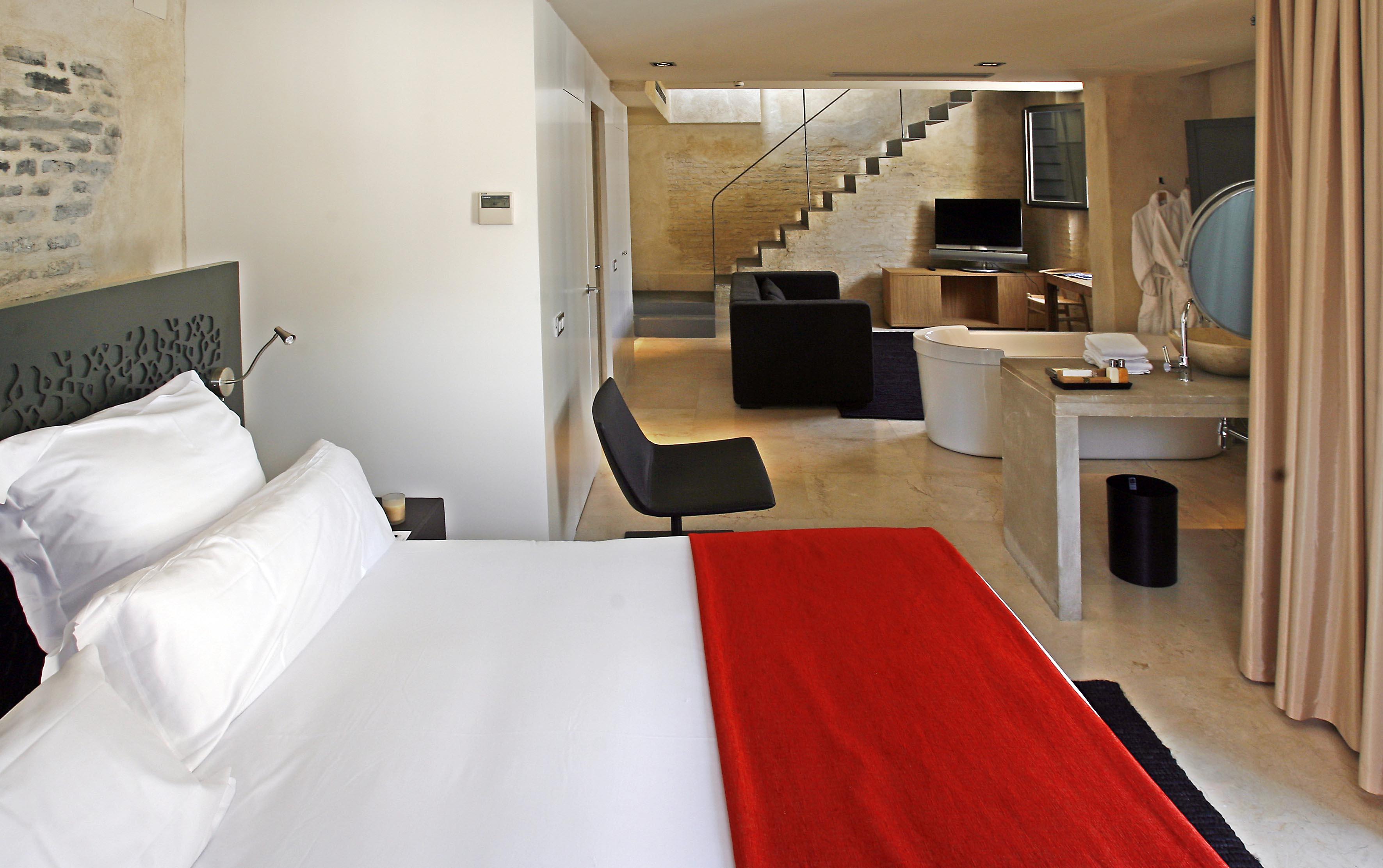 Eme Catedral Mercer Hotel Seville Exterior photo A room at the Mandarin Oriental, Barcelona