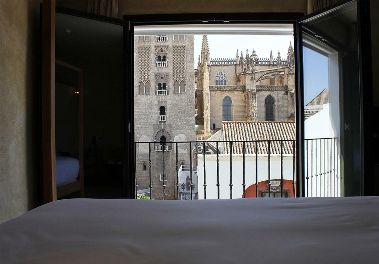 Eme Catedral Mercer Hotel Seville Exterior photo View of the Cathedral of Seville from the hotel