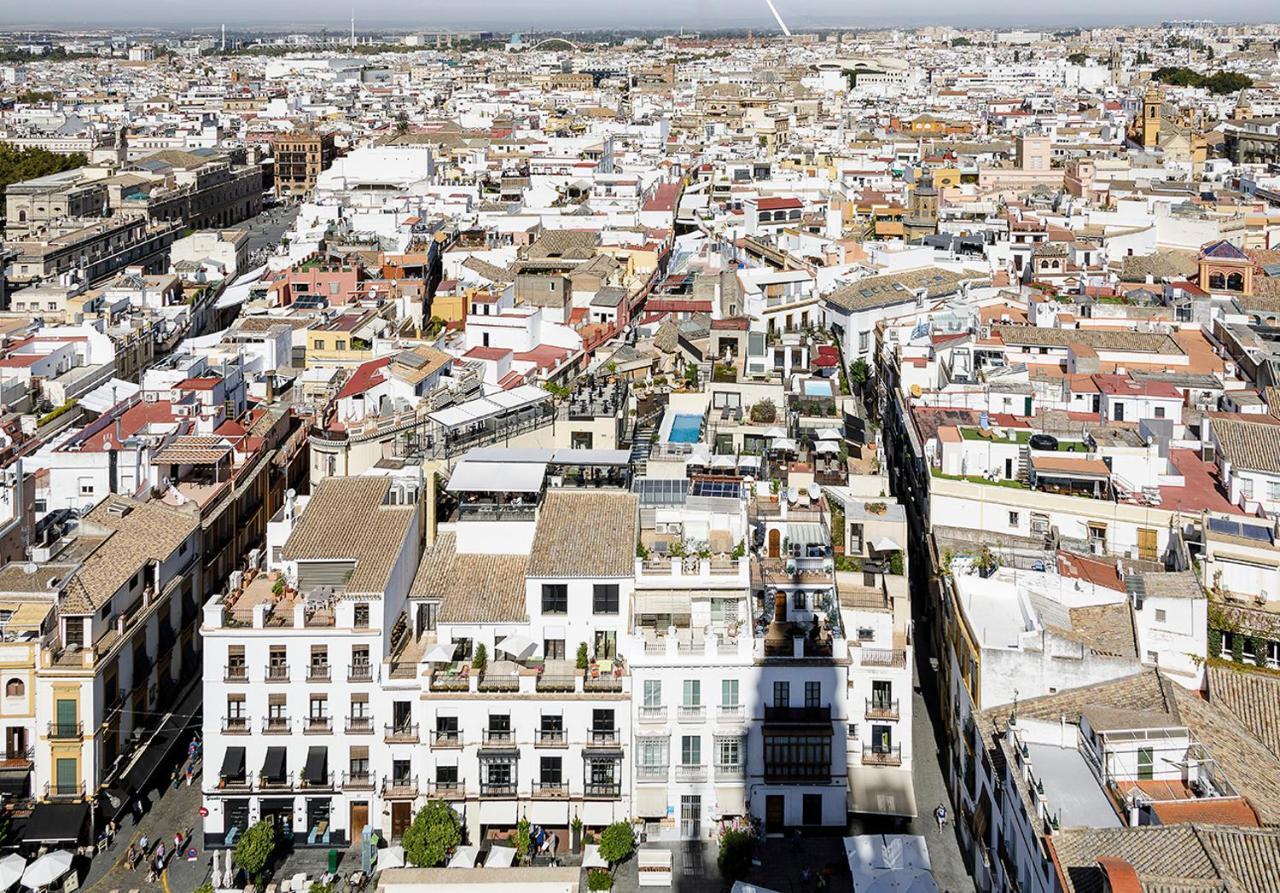 Eme Catedral Mercer Hotel Seville Exterior photo View of the city from the tower of the church of San Francisco.